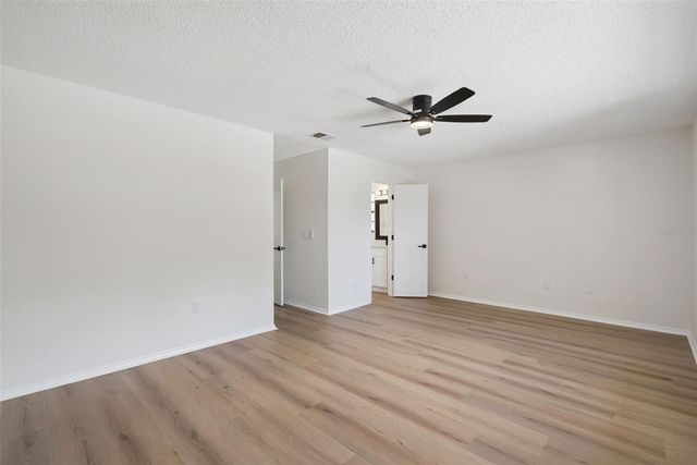 1866 SUMMIT CHASE AVENUE, Apopka, FL 32703