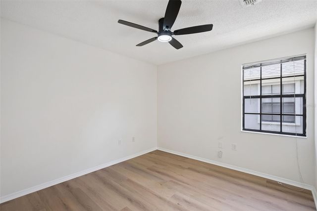 1866 SUMMIT CHASE AVENUE, Apopka, FL 32703