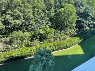 15051 ROYAL OAKS LN 601, North Miami, FL 33181