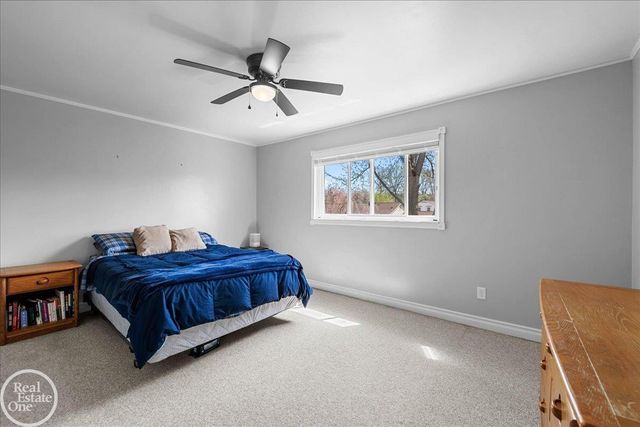 28070 Coleridge Street, Harrison Twp, MI 48045