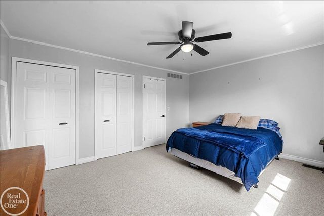 28070 Coleridge Street, Harrison Twp, MI 48045