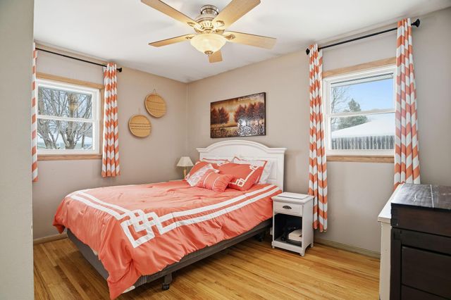 6110 Regent Avenue N, Brooklyn Center, MN 55429