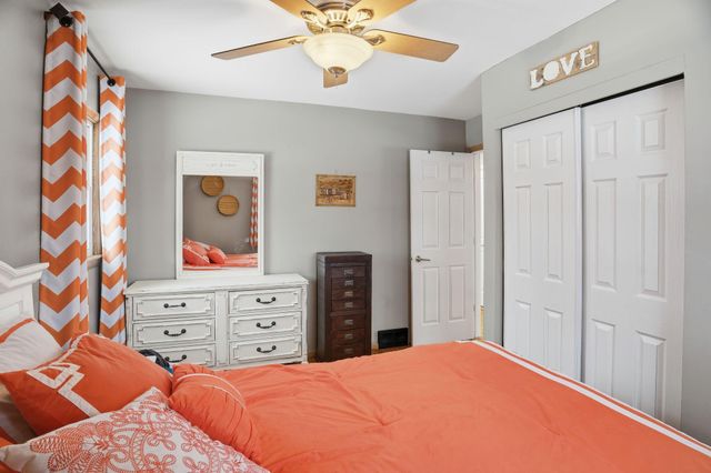 6110 Regent Avenue N, Brooklyn Center, MN 55429