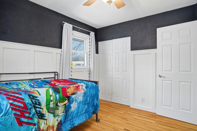 6110 Regent Avenue N, Brooklyn Center, MN 55429