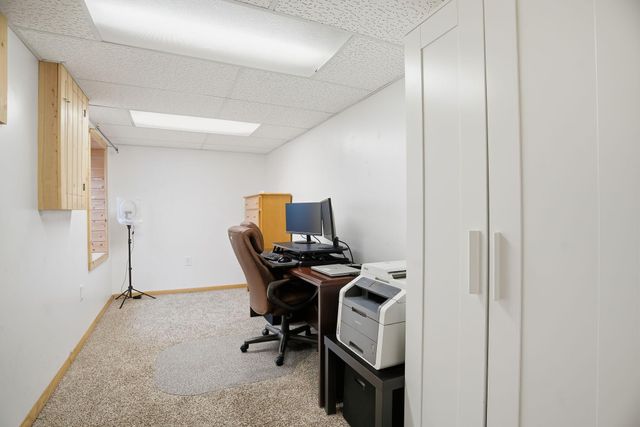 6110 Regent Avenue N, Brooklyn Center, MN 55429