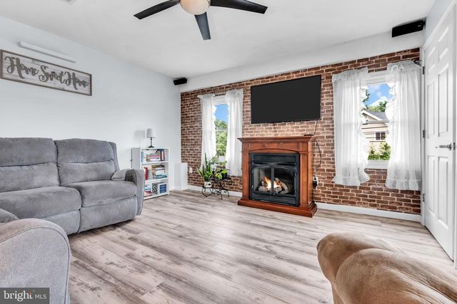 106 MAIN ST, Port Monmouth, NJ 07758