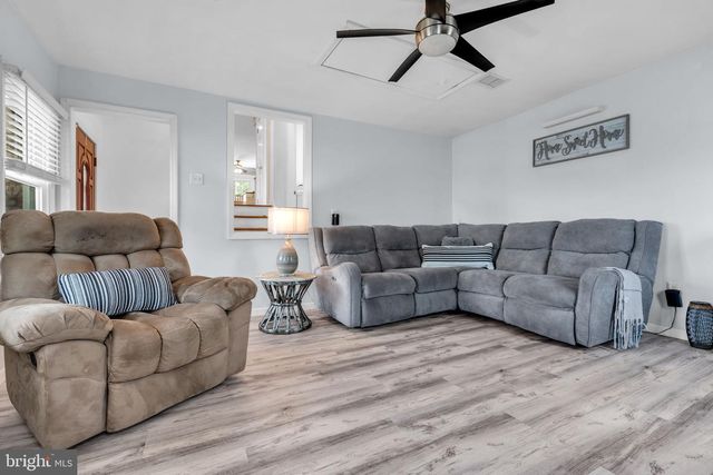 106 MAIN ST, Port Monmouth, NJ 07758