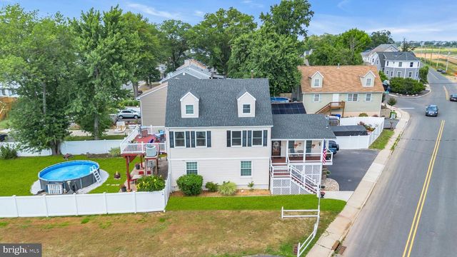 106 MAIN ST, Port Monmouth, NJ 07758