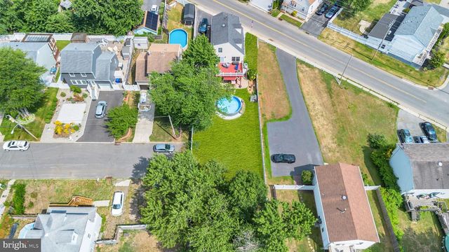 106 MAIN ST, Port Monmouth, NJ 07758