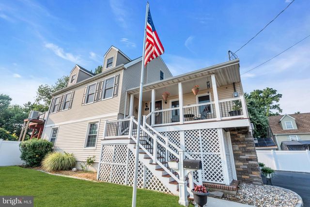 106 MAIN ST, Port Monmouth, NJ 07758