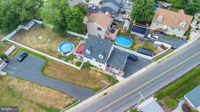 106 MAIN ST, Port Monmouth, NJ 07758