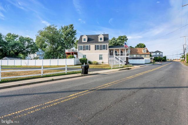 106 MAIN ST, Port Monmouth, NJ 07758