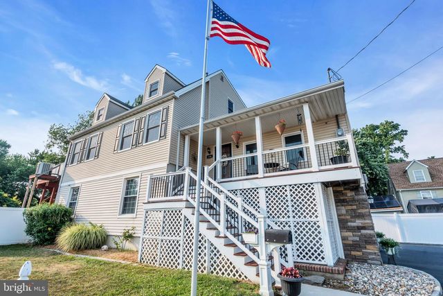 106 MAIN ST, Port Monmouth, NJ 07758