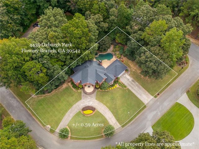 4439 Oxburgh Park, Flowery Branch, GA 30542