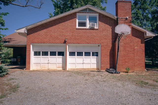 263 Morning Dove LN, Blue Ridge, VA 24064