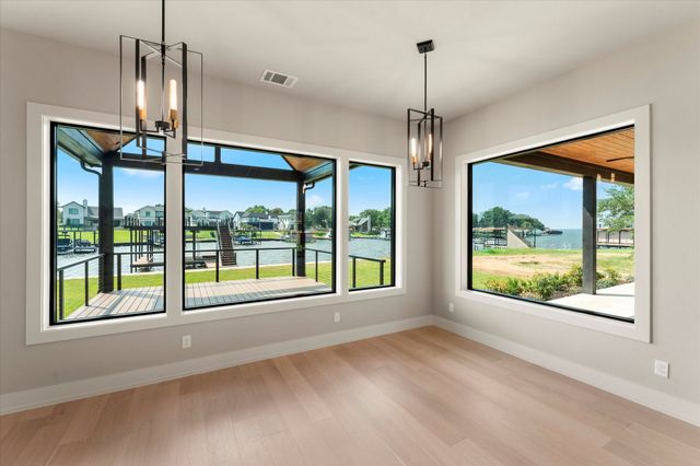 2565 Groves Court, Tool, TX 75143