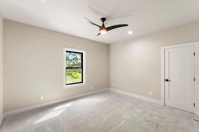 2565 Groves Court, Tool, TX 75143