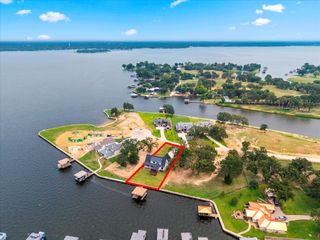 2565 Groves Court, Tool, TX 75143