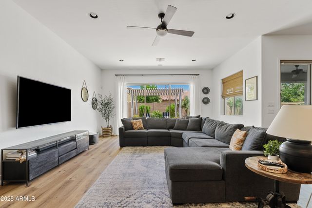 1500 E SAGITTARIUS Place, Chandler, AZ 85249