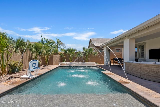 1500 E SAGITTARIUS Place, Chandler, AZ 85249