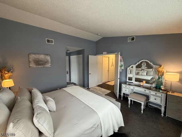 137 Drake Ln, Roxbury Twp., NJ 07852