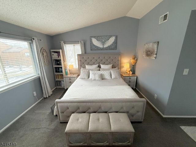 137 Drake Ln, Roxbury Twp., NJ 07852