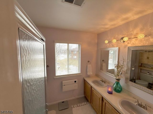 137 Drake Ln, Roxbury Twp., NJ 07852