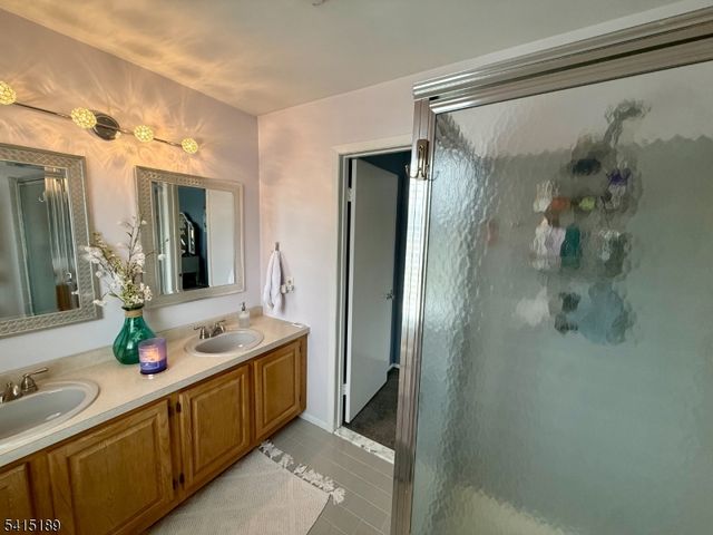 137 Drake Ln, Roxbury Twp., NJ 07852