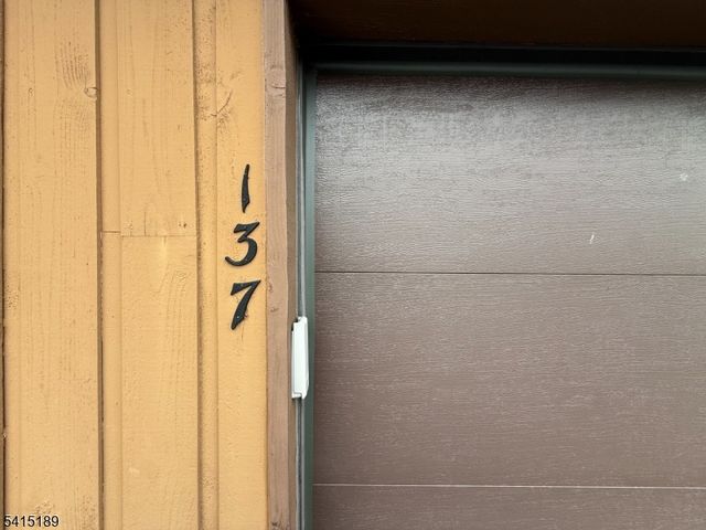 137 Drake Ln, Roxbury Twp., NJ 07852