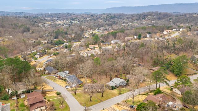 936 Sherry Circle, Hixson, TN 37343