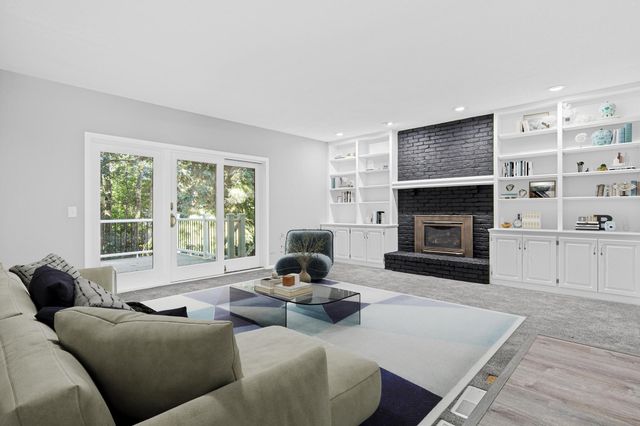 515 Marnie Street S, Maplewood, MN 55119