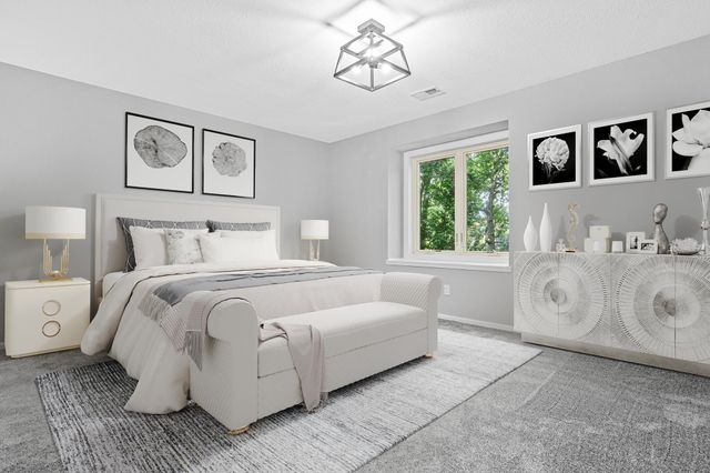 515 Marnie Street S, Maplewood, MN 55119