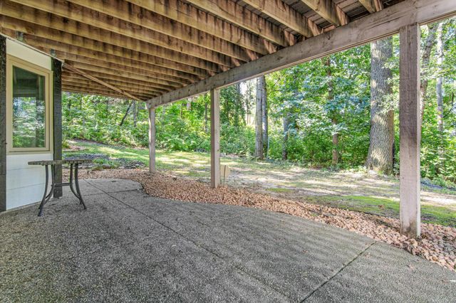 515 Marnie Street S, Maplewood, MN 55119