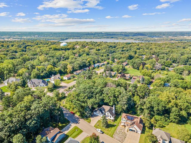 515 Marnie Street S, Maplewood, MN 55119