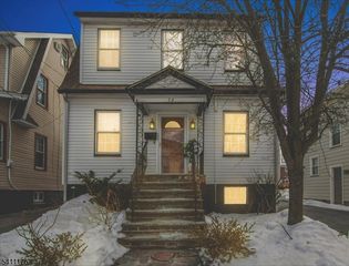 58 Essex Ave, Maplewood Twp., NJ 07040