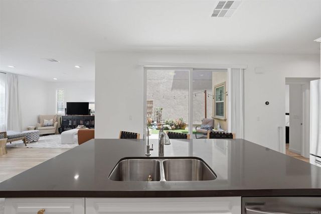 1190 Camino Prado, Chula Vista, CA 91913
