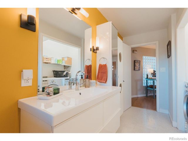 829 Juniper Lane, Fort Collins, CO 80526