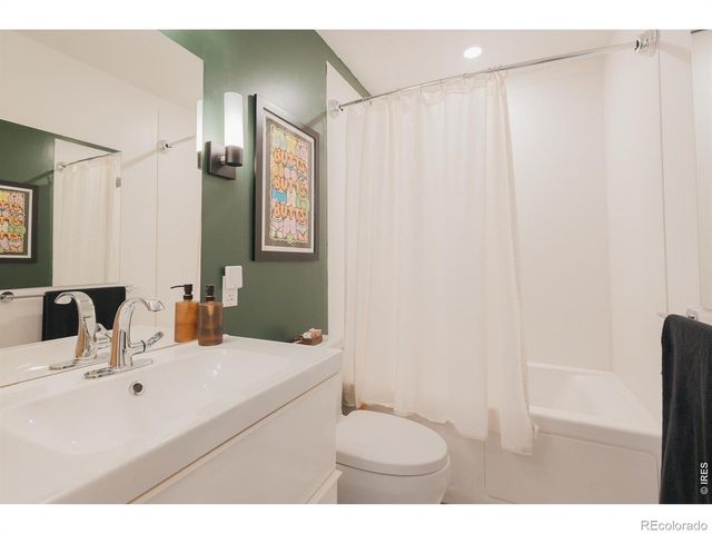 829 Juniper Lane, Fort Collins, CO 80526