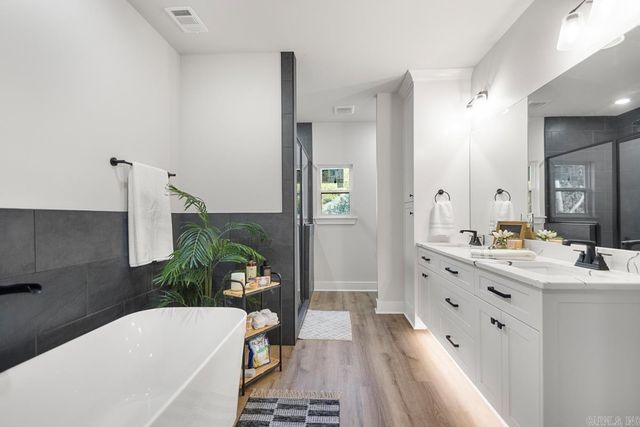 132 Lombard Court, Hot Springs, AR 71901