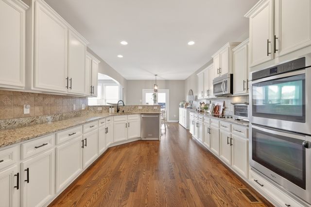 1944 Kirkwood Dr, Mount Juliet, TN 37122