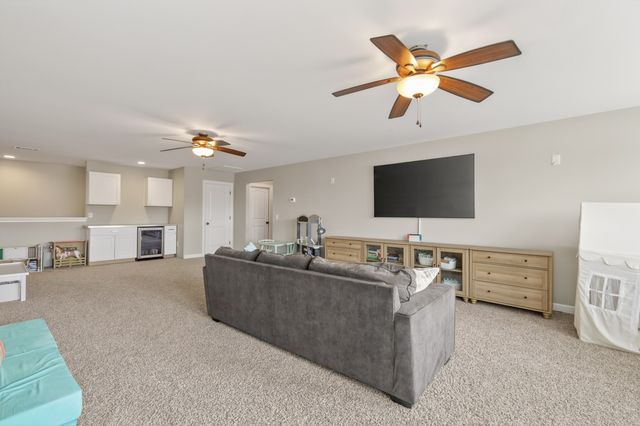 1944 Kirkwood Dr, Mount Juliet, TN 37122