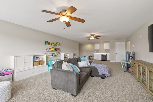 1944 Kirkwood Dr, Mount Juliet, TN 37122