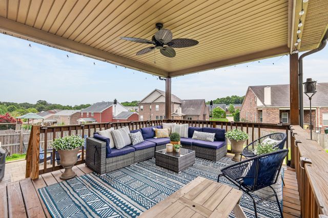 1944 Kirkwood Dr, Mount Juliet, TN 37122