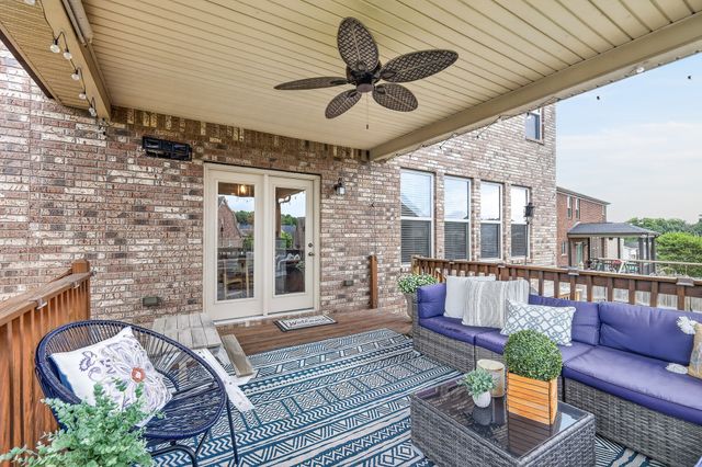 1944 Kirkwood Dr, Mount Juliet, TN 37122