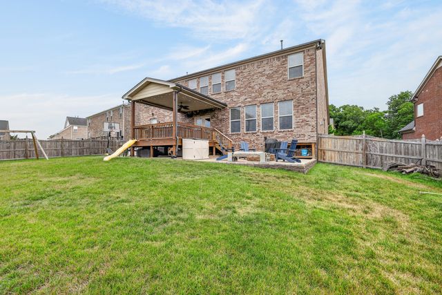 1944 Kirkwood Dr, Mount Juliet, TN 37122