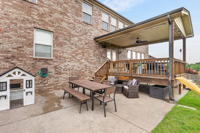 1944 Kirkwood Dr, Mount Juliet, TN 37122