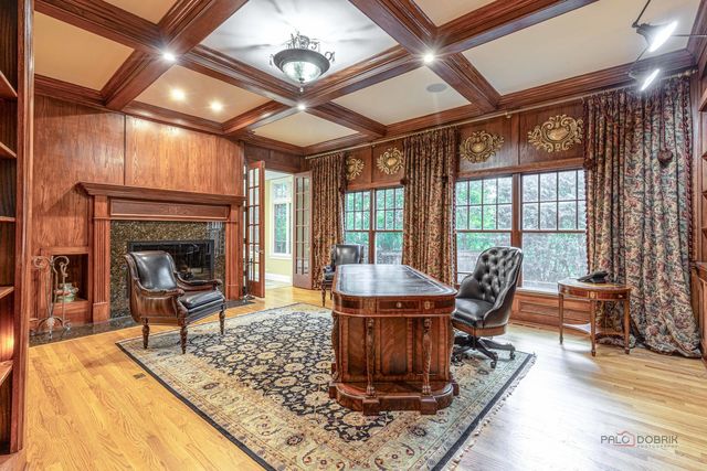 64 Crescent Drive, Glencoe, IL 60022