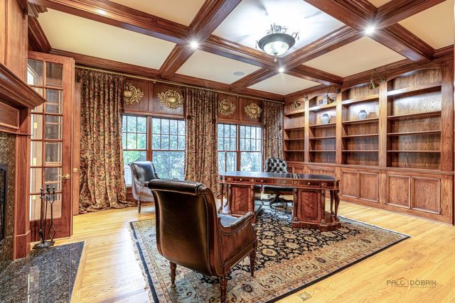 64 Crescent Drive, Glencoe, IL 60022