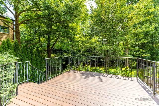 64 Crescent Drive, Glencoe, IL 60022