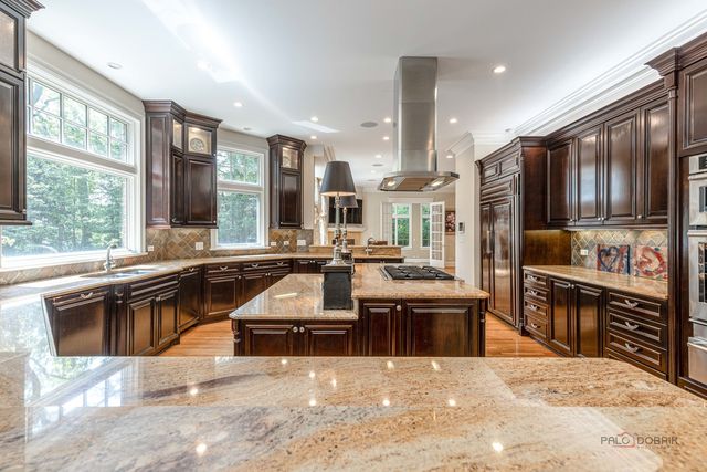 64 Crescent Drive, Glencoe, IL 60022